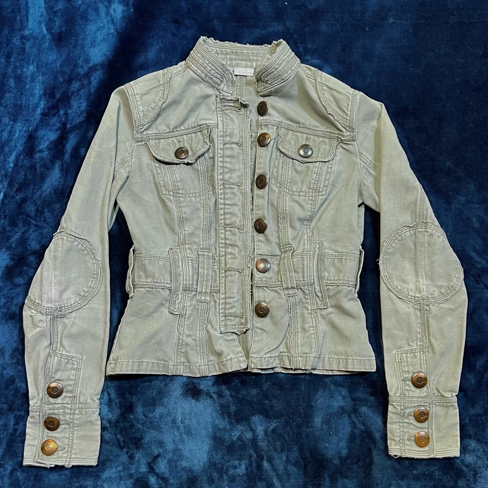 💚🌲Green No Boundaries Military Utility Grunge style jacket!!✨💚🫒🌲